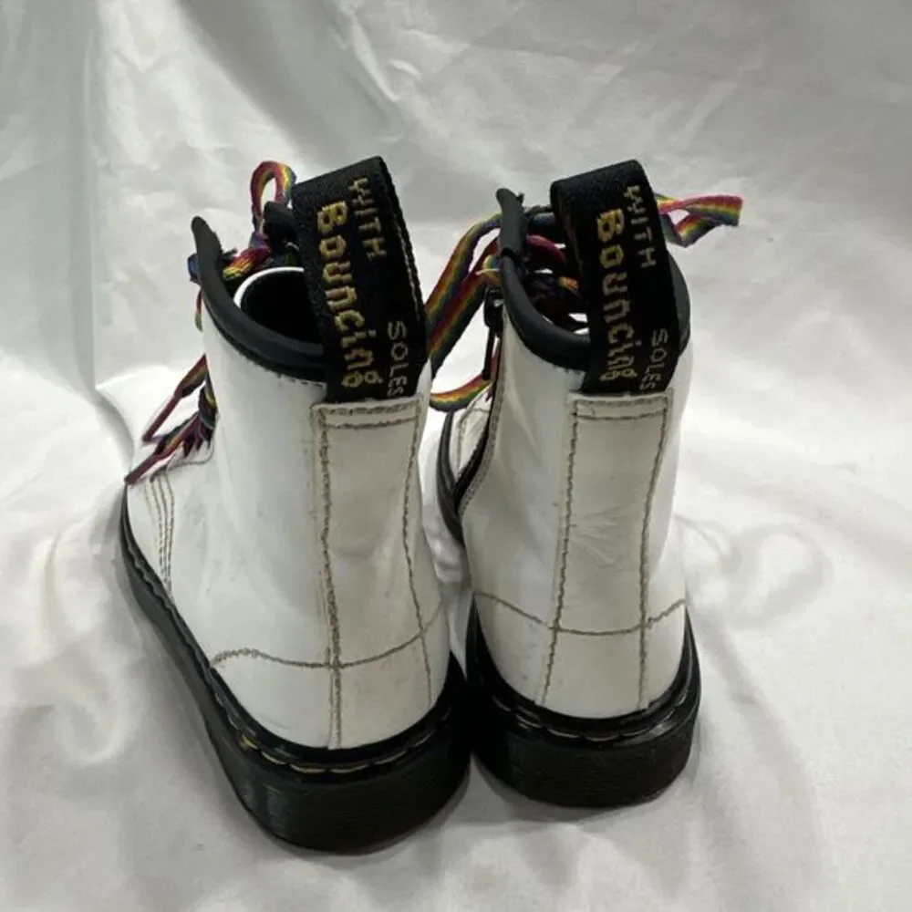 Dr Martens Toddler size 10 White Leather Lace Up Boots Rainbow‎ Laces 1460T